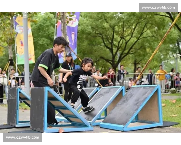 上海青少年运动嘉年华启幕:卡路里当钱花,亲子嗨玩体育盛宴 上海青少年运动嘉年华启幕:卡路里当钱花,亲子嗨玩体育盛宴