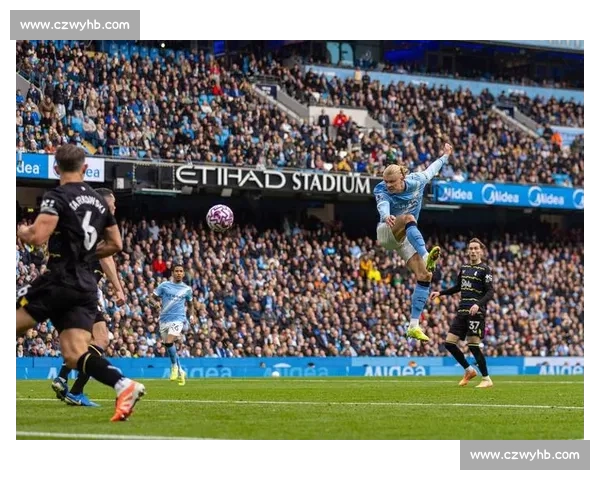 半场战报：卡什世界波破门 维拉 1-0 暂压曼城