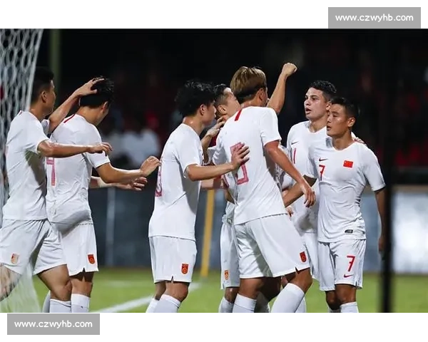 国足火力全开迎战关岛 世界杯预选赛征程再启新篇章关键一战 国足火力全开迎战关岛 世界杯预选赛征程再启新篇章关键一战